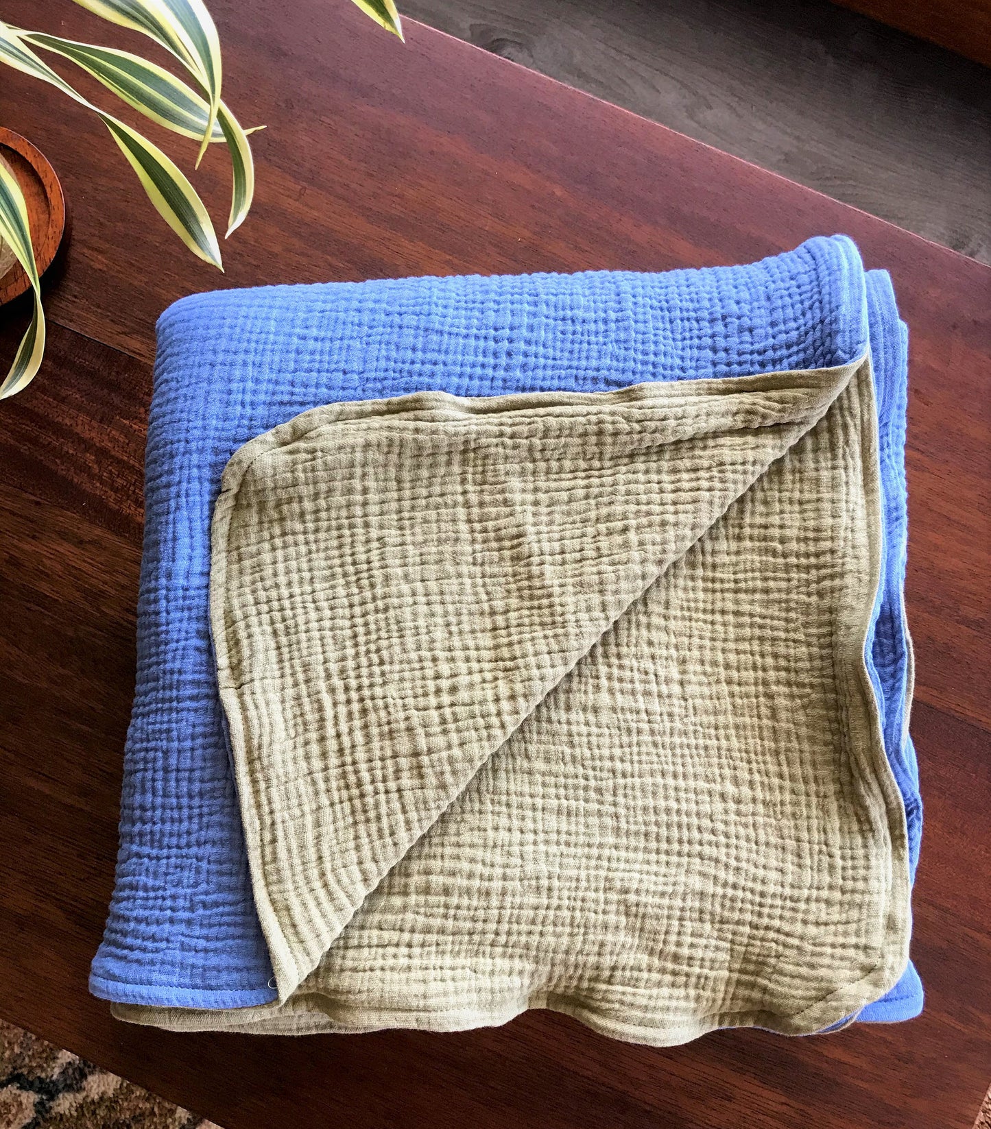 Baby Blanket - 2 Layers of Double Organic Cotton Gauze - 55 x 55