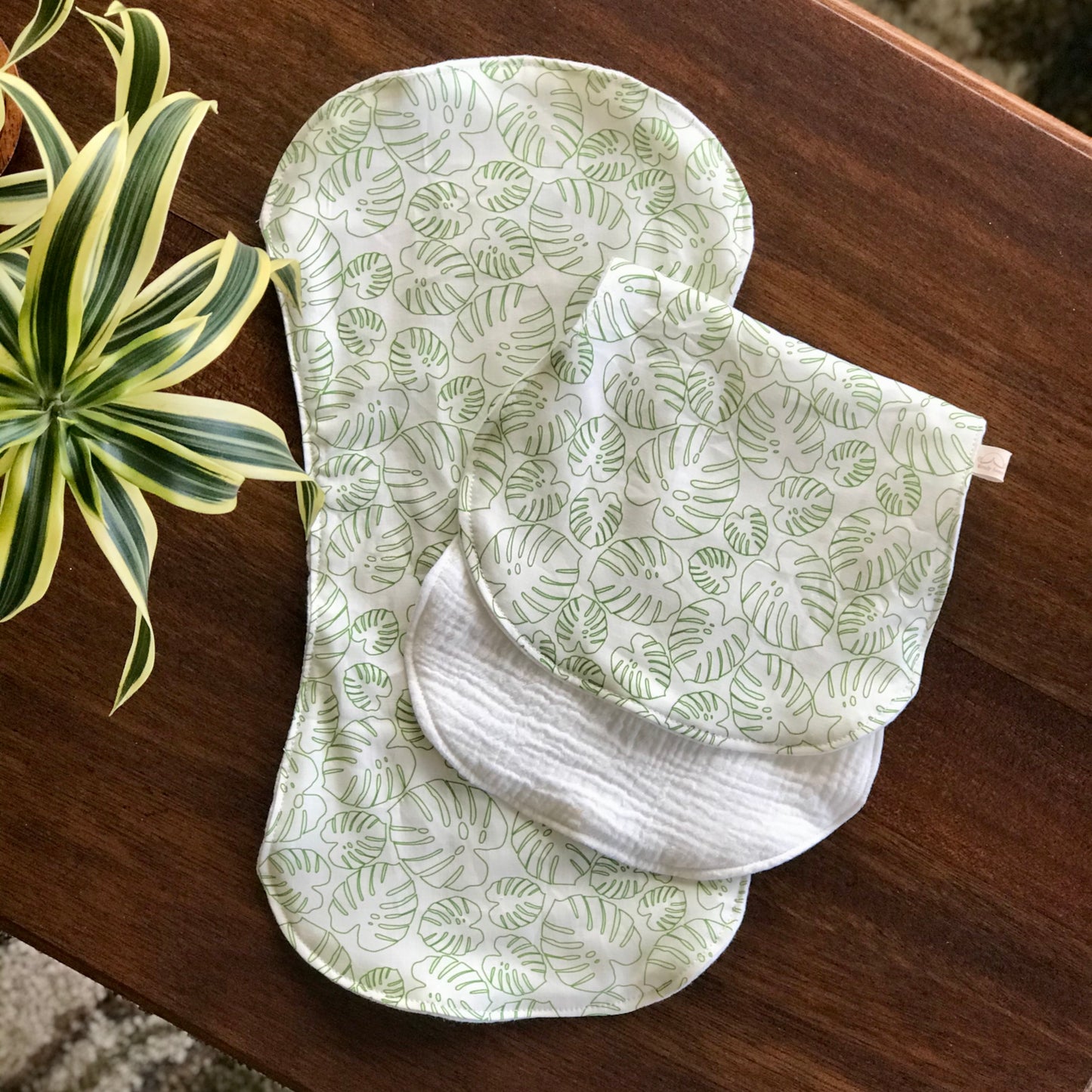 Burp Cloth Set - Monstera Leaves